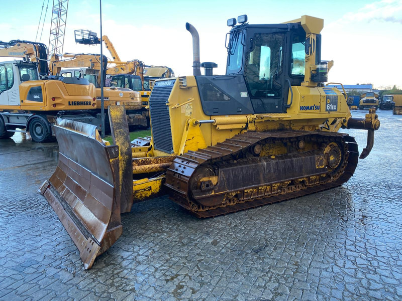 Komatsu D61EX-15 NVT - Máy ủi: hình 1 Komatsu D61EX-15 NVT - Máy ủi: hình 1
