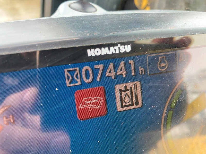 Máy xúc bánh xích Komatsu PC118MR-8 NVT: hình 11 Máy xúc bánh xích Komatsu PC118MR-8 NVT: hình 11