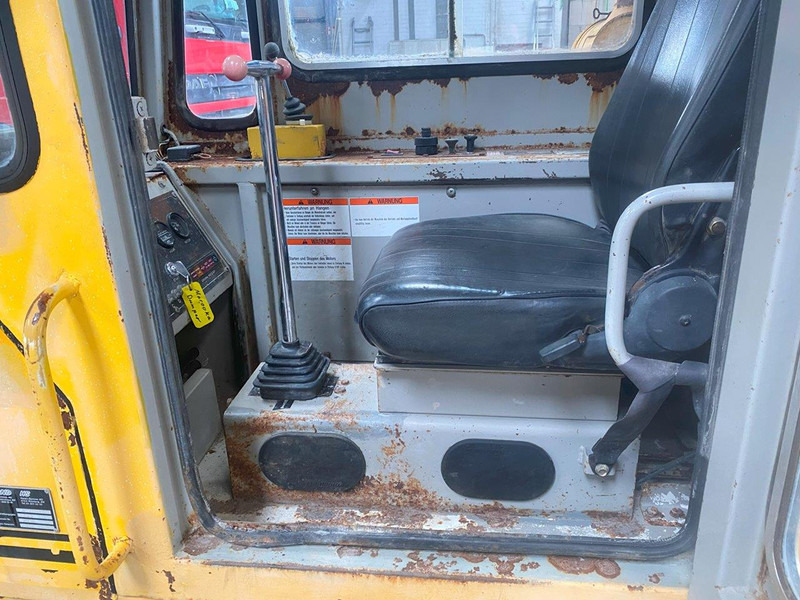 Morooka MST 600e swivel crawler dumper NVT - Xe ben đổ: hình 3 Morooka MST 600e swivel crawler dumper NVT - Xe ben đổ: hình 3