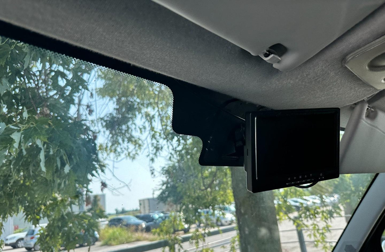 Iveco daily 35s14 passo lungo - Xe van chở hàng: hình 4 Iveco daily 35s14 passo lungo - Xe van chở hàng: hình 4