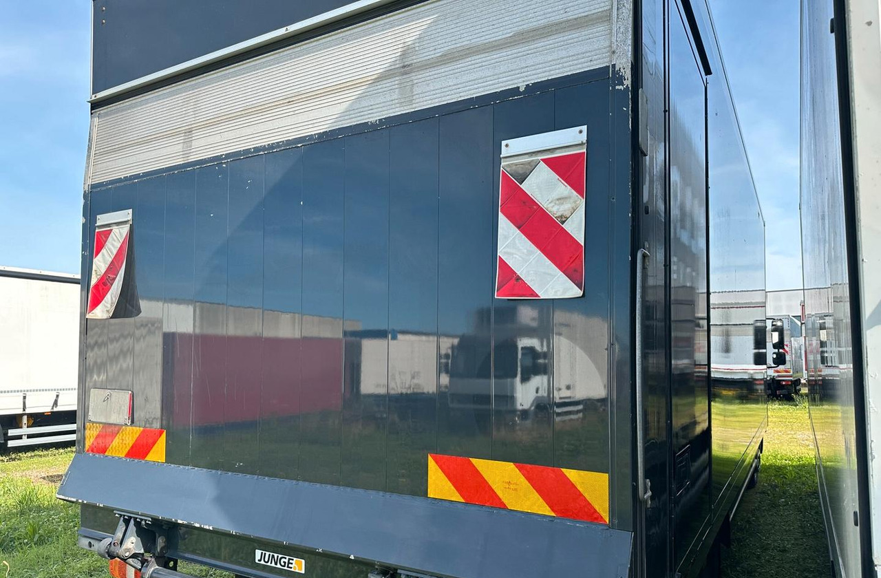 MERCEDES 818 FURGONE 7 MT E SPONDA EURO 6 - Xe tải hộp: hình 4 MERCEDES 818 FURGONE 7 MT E SPONDA EURO 6 - Xe tải hộp: hình 4