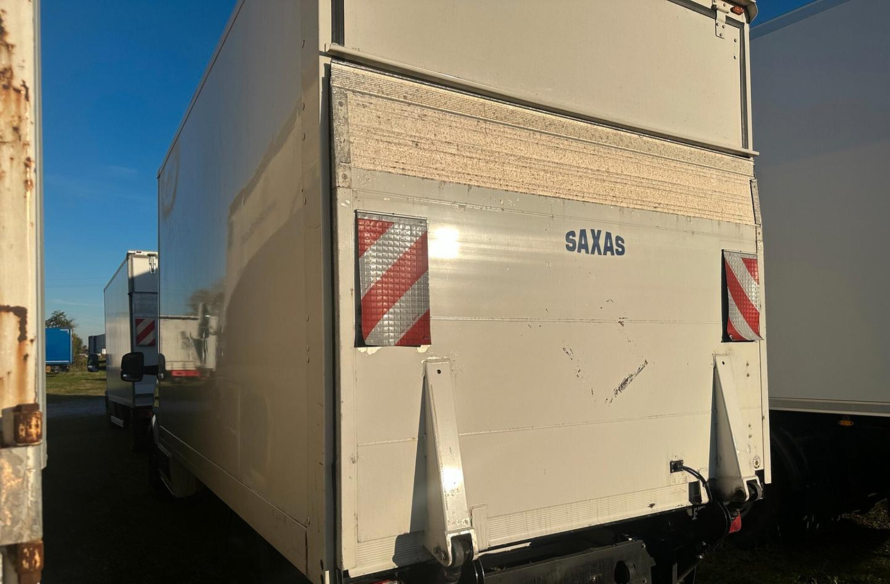 Volkswagen - Xe tải nhỏ thùng kín: hình 4 Volkswagen - Xe tải nhỏ thùng kín: hình 4