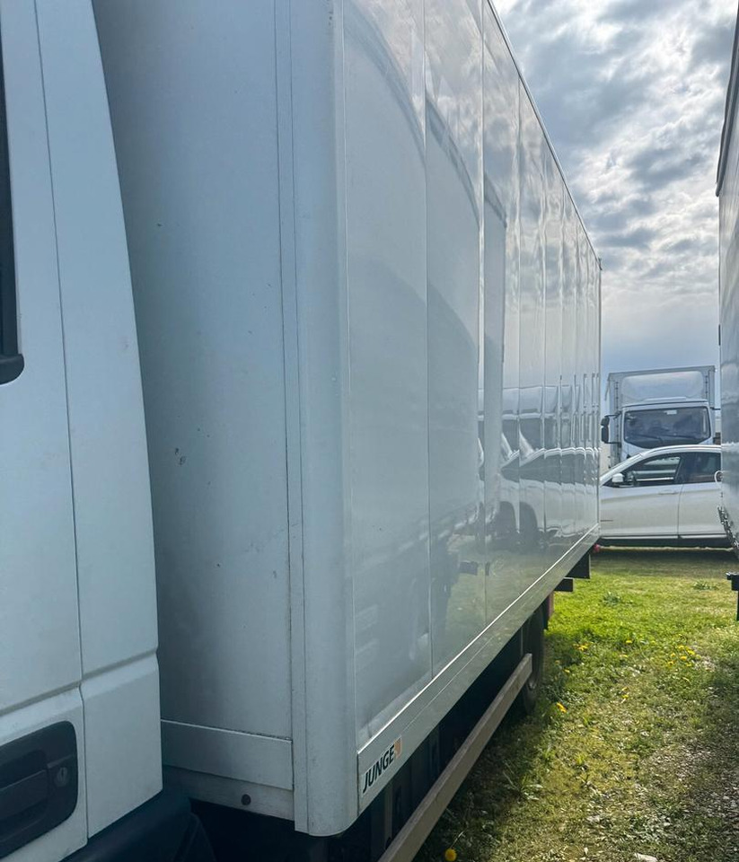 Iveco 75e190 - Xe tải hộp: hình 4 Iveco 75e190 - Xe tải hộp: hình 4