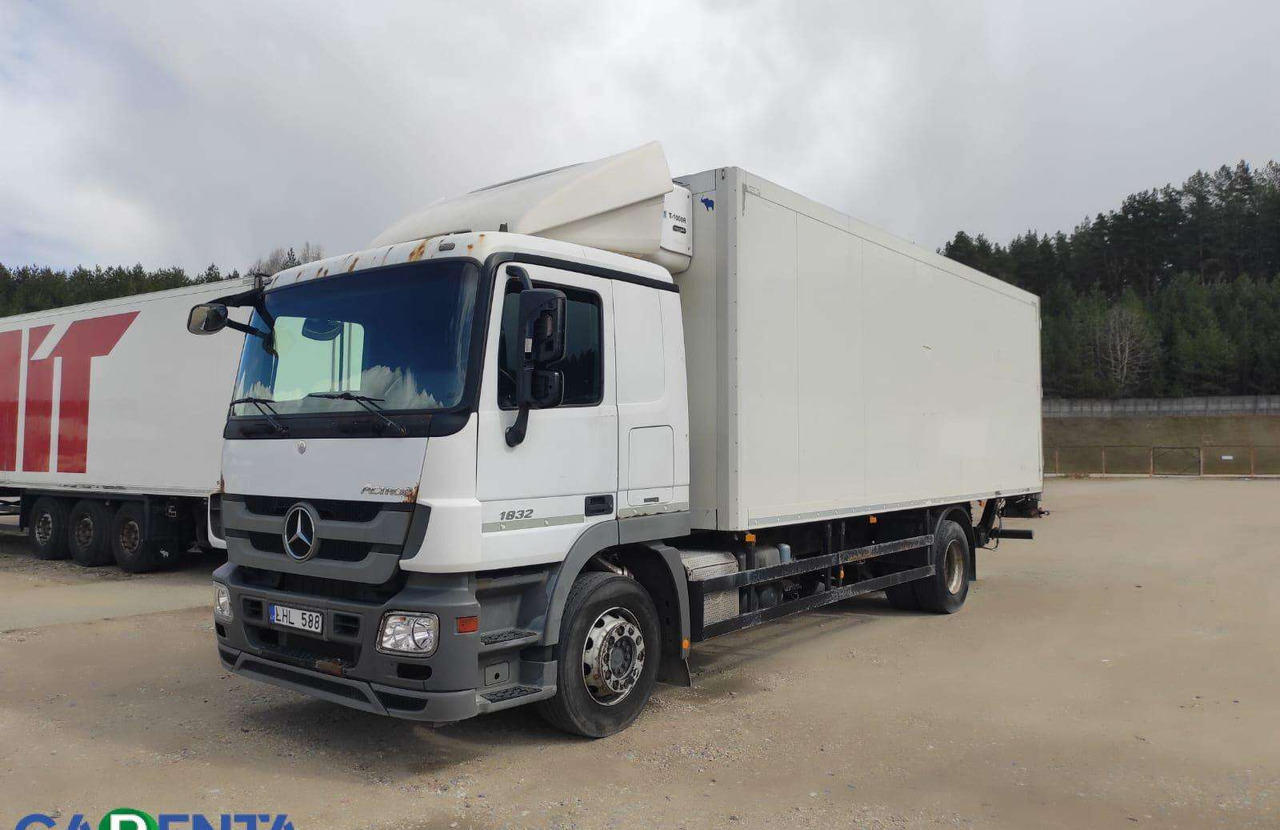 Mercedes-Benz ACTROS 1832 - Xe tải đông lạnh: hình 1 Mercedes-Benz ACTROS 1832 - Xe tải đông lạnh: hình 1