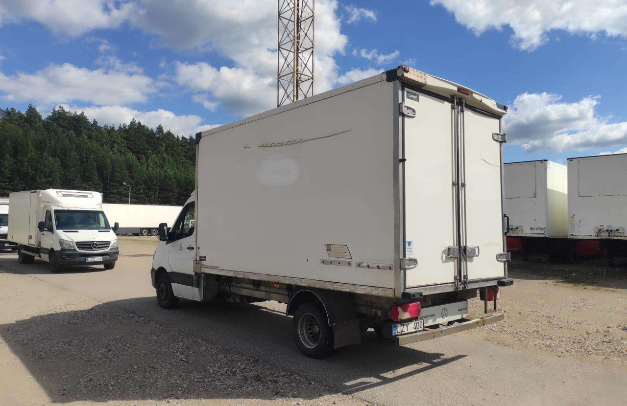Mercedes-Benz Sprinter - Xe van chở hàng: hình 4 Mercedes-Benz Sprinter - Xe van chở hàng: hình 4