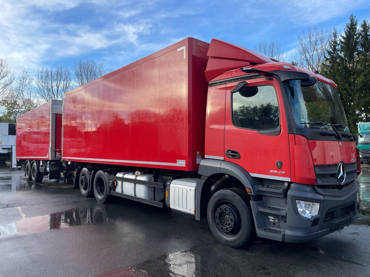 Mercedes-Benz Actros 2543 6x2 Kühlkoffer/CARRIER/KERSCHER/EU6d - Xe tải đông lạnh: hình 1 Mercedes-Benz Actros 2543 6x2 Kühlkoffer/CARRIER/KERSCHER/EU6d - Xe tải đông lạnh: hình 1