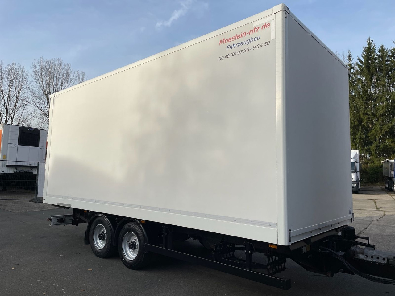 Möslein TKO 105 Tandem-Koffer/TÜV07/2026/Nutzlast-7150kg - Rơ moóc hộp kín: hình 1 Möslein TKO 105 Tandem-Koffer/TÜV07/2026/Nutzlast-7150kg - Rơ moóc hộp kín: hình 1