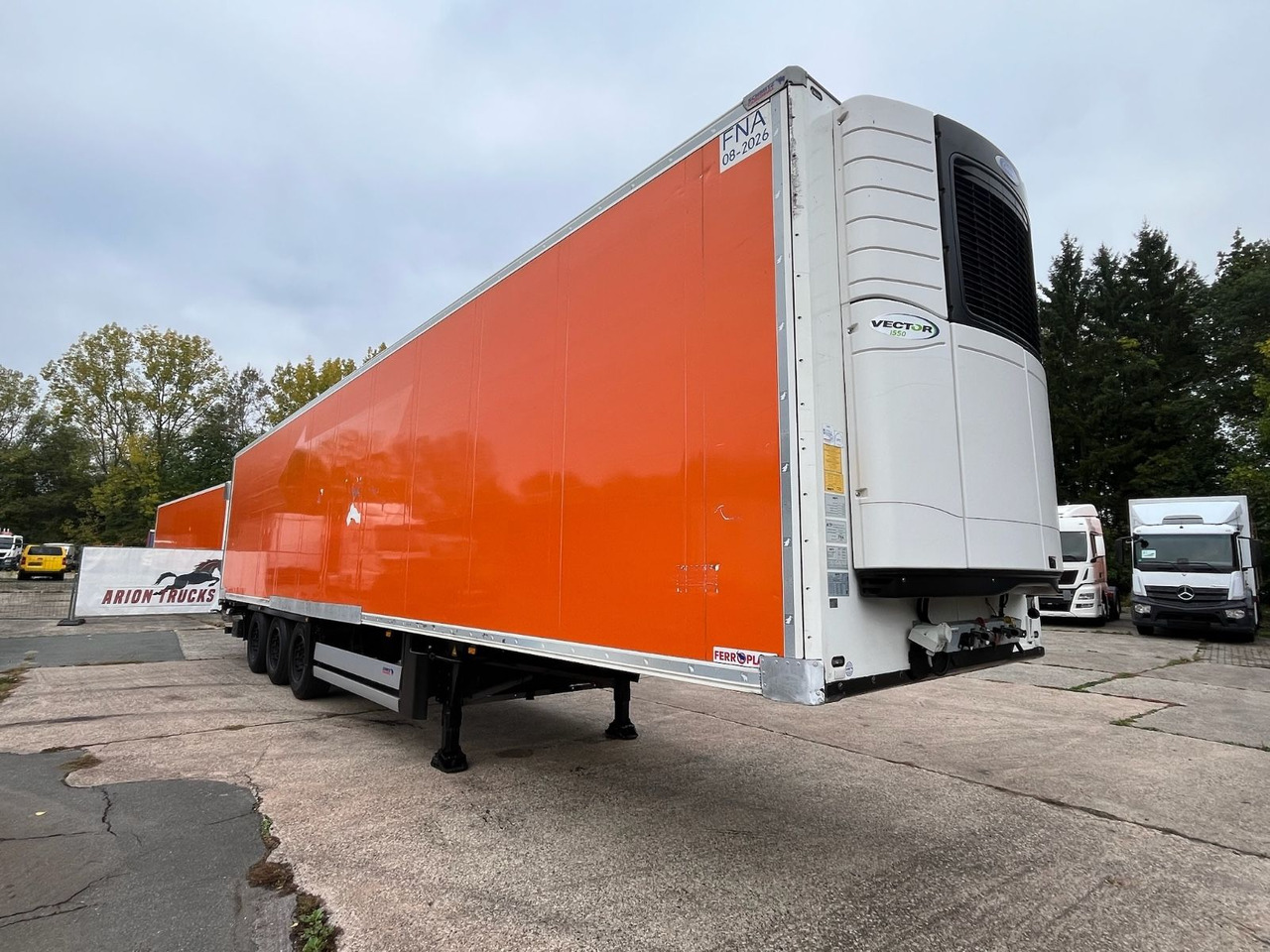 Schmitz Cargobull SCB*S3B/CARRIER/Vector1550/LBW/BÄR/2347h/13,4m - Sơ mi rơ moóc đông lạnh: hình 1 Schmitz Cargobull SCB*S3B/CARRIER/Vector1550/LBW/BÄR/2347h/13,4m - Sơ mi rơ moóc đông lạnh: hình 1