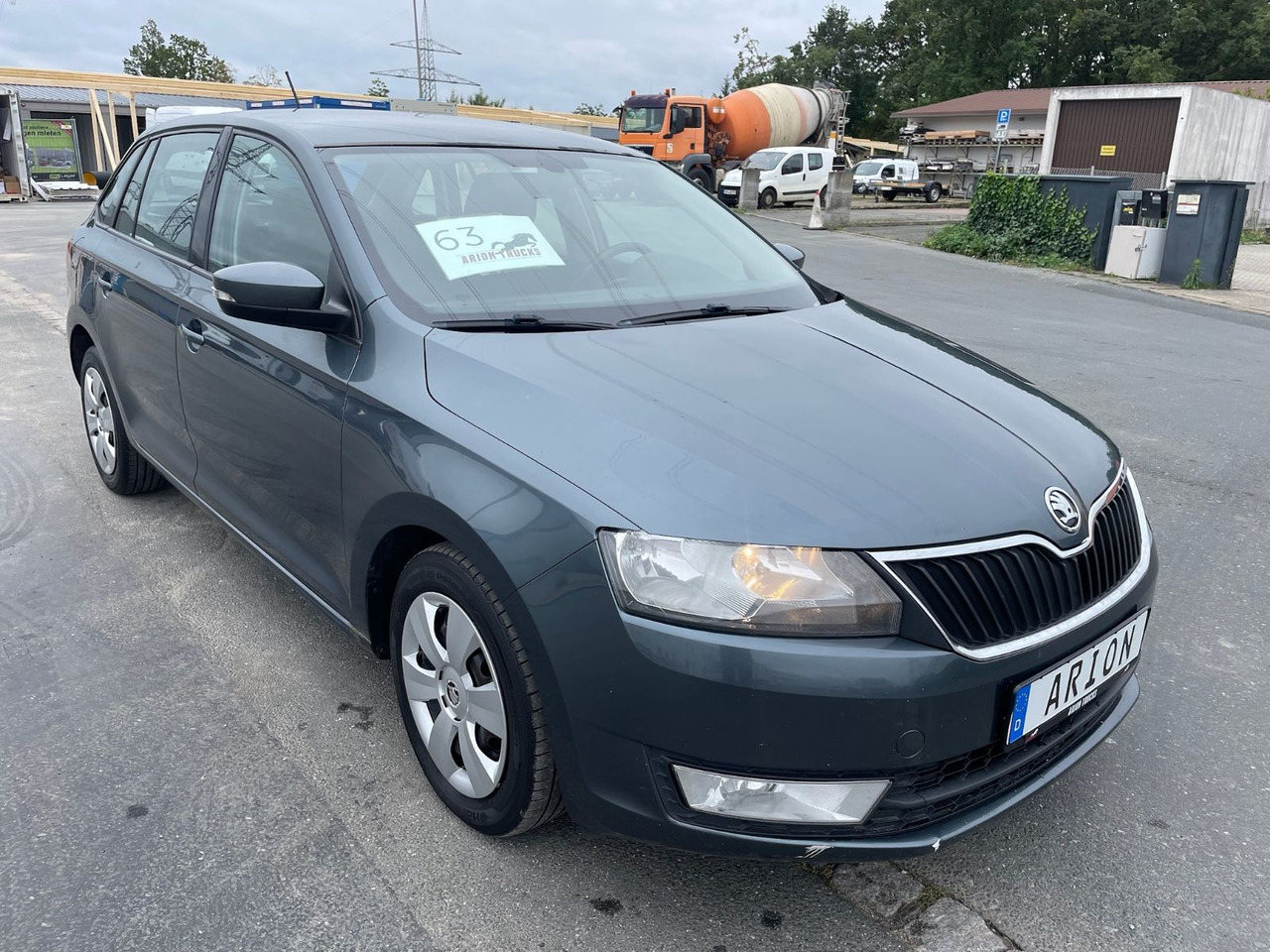Skoda Rapid Spaceback Ambition - Xe wagon: hình 1 Skoda Rapid Spaceback Ambition - Xe wagon: hình 1