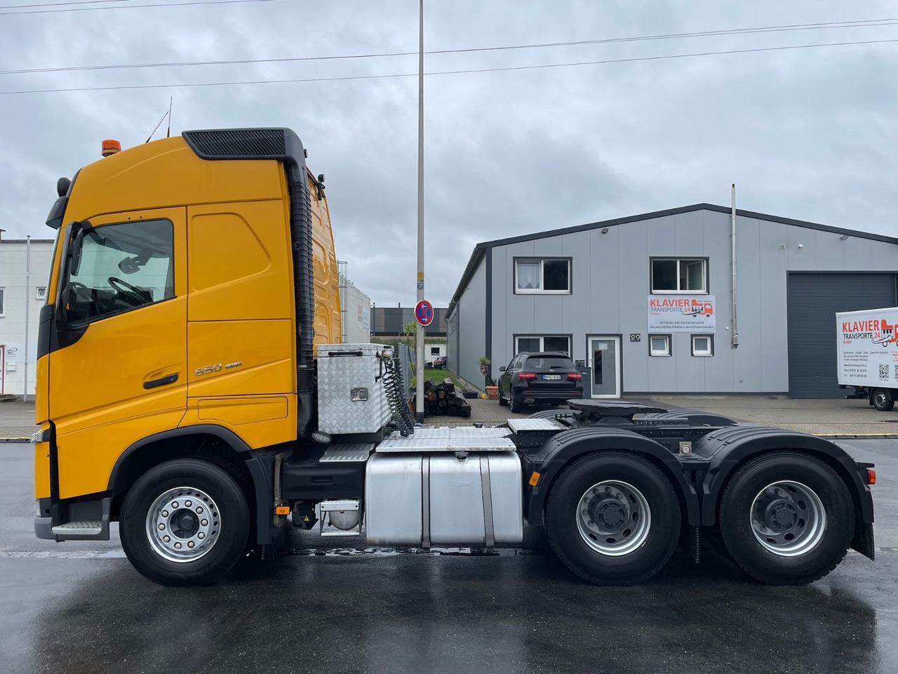 Volvo FH16 650 6x4/120t/BIG AXLE/Retarder/StandAC/EU6 - Xe đầu kéo: hình 4 Volvo FH16 650 6x4/120t/BIG AXLE/Retarder/StandAC/EU6 - Xe đầu kéo: hình 4
