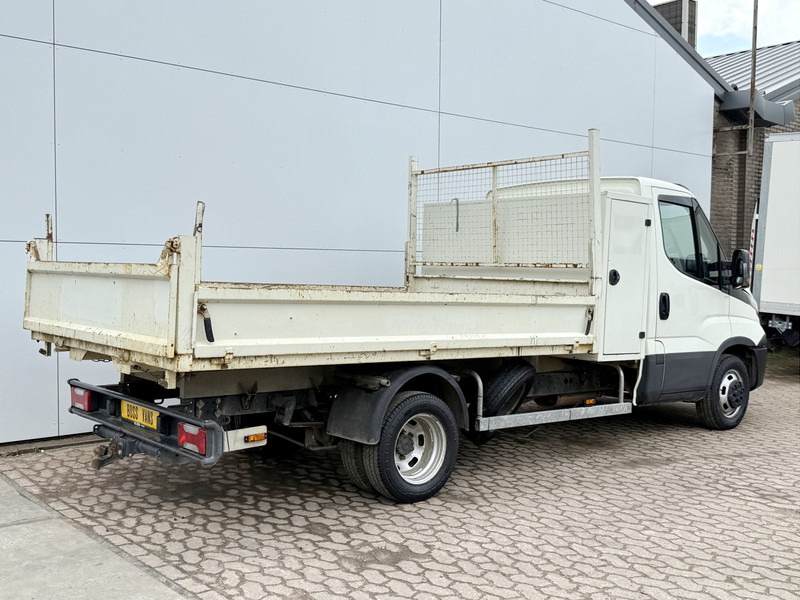 Iveco Daily 35C12 2.3 Kipper Dubbellucht 3.5t Trekhaak Airco Cruise Control Lucht geveerde stoel - Xe ben nhỏ: hình 4 Iveco Daily 35C12 2.3 Kipper Dubbellucht 3.5t Trekhaak Airco Cruise Control Lucht geveerde stoel - Xe ben nhỏ: hình 4