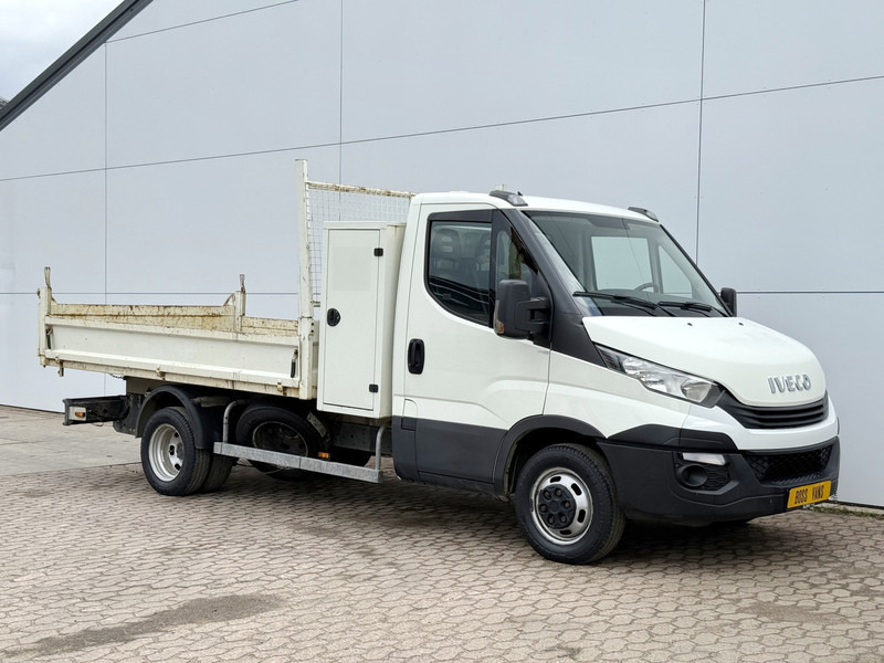Iveco Daily 35C12 2.3 Kipper Dubbellucht 3.5t Trekhaak Airco Cruise Control Lucht geveerde stoel - Xe ben nhỏ: hình 5 Iveco Daily 35C12 2.3 Kipper Dubbellucht 3.5t Trekhaak Airco Cruise Control Lucht geveerde stoel - Xe ben nhỏ: hình 5