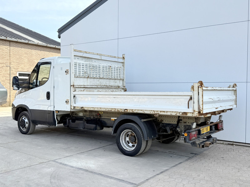 Iveco Daily 35C18 3.0 3.0 Automaat Kipper Dubbellucht 3.5t Trekhaak Airco Cruise Control - Xe ben nhỏ: hình 3 Iveco Daily 35C18 3.0 3.0 Automaat Kipper Dubbellucht 3.5t Trekhaak Airco Cruise Control - Xe ben nhỏ: hình 3
