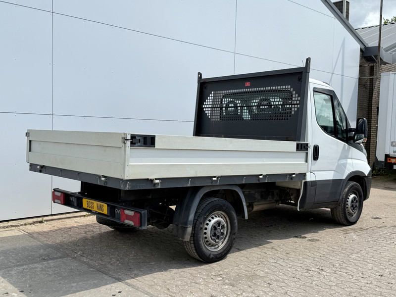 Iveco Daily 35S14 2.3 Open Laadbak Pritische Airco Cruise Control Lucht Geveerde Stoel - Xe tải nhỏ phẳng: hình 3 Iveco Daily 35S14 2.3 Open Laadbak Pritische Airco Cruise Control Lucht Geveerde Stoel - Xe tải nhỏ phẳng: hình 3