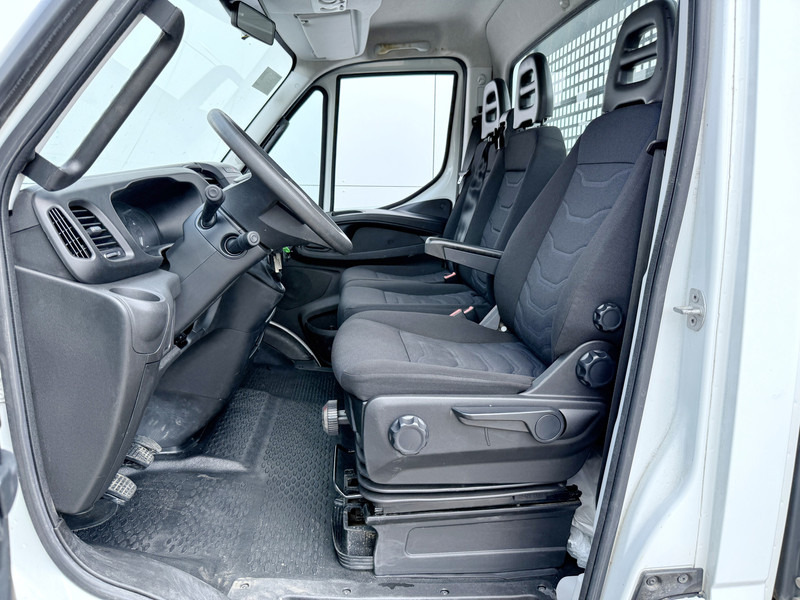 Iveco Daily 35S14 2.3 Open Laadbak Pritische Airco Cruise Control Lucht Geveerde Stoel - Xe tải nhỏ phẳng: hình 5 Iveco Daily 35S14 2.3 Open Laadbak Pritische Airco Cruise Control Lucht Geveerde Stoel - Xe tải nhỏ phẳng: hình 5