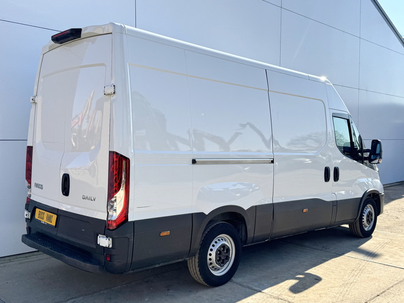 Iveco Daily 35S14 L2H2 Airco Cruise Control 3.5t Trekgewicht Euro 6 - Xe van chở hàng: hình 3 Iveco Daily 35S14 L2H2 Airco Cruise Control 3.5t Trekgewicht Euro 6 - Xe van chở hàng: hình 3