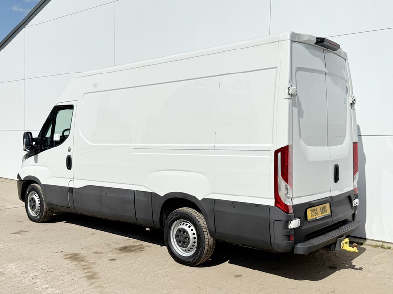 Iveco Daily 35S14 L2H2 Luchtvering Trekhaak Cruise Control Climate Control Lucht Geveerde Bestuurdersstoel - Xe van chở hàng: hình 2 Iveco Daily 35S14 L2H2 Luchtvering Trekhaak Cruise Control Climate Control Lucht Geveerde Bestuurdersstoel - Xe van chở hàng: hình 2