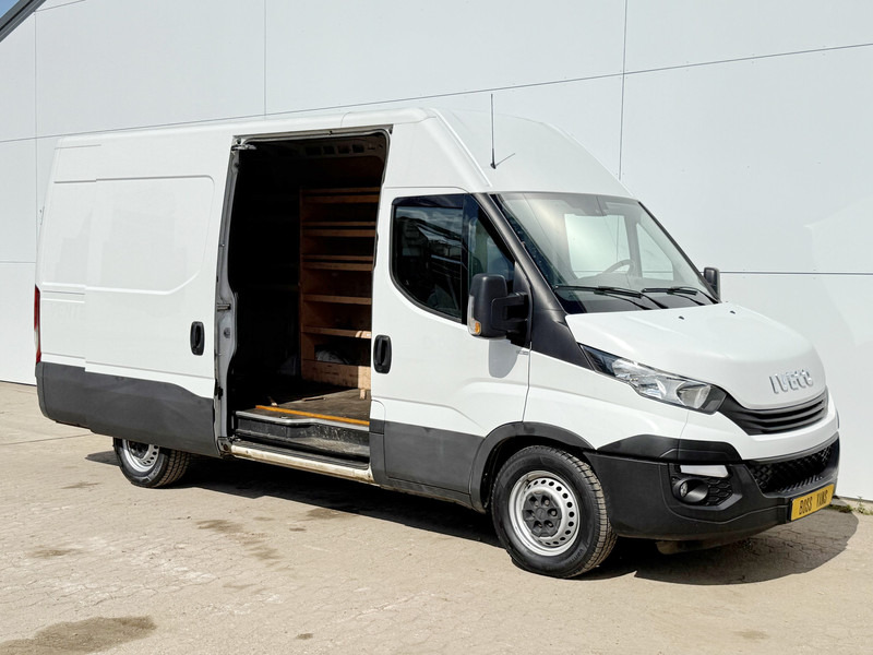 Iveco Daily 35S14 L2H2 Luchtvering Trekhaak Cruise Control Climate Control Lucht Geveerde Bestuurdersstoel - Xe van chở hàng: hình 5 Iveco Daily 35S14 L2H2 Luchtvering Trekhaak Cruise Control Climate Control Lucht Geveerde Bestuurdersstoel - Xe van chở hàng: hình 5