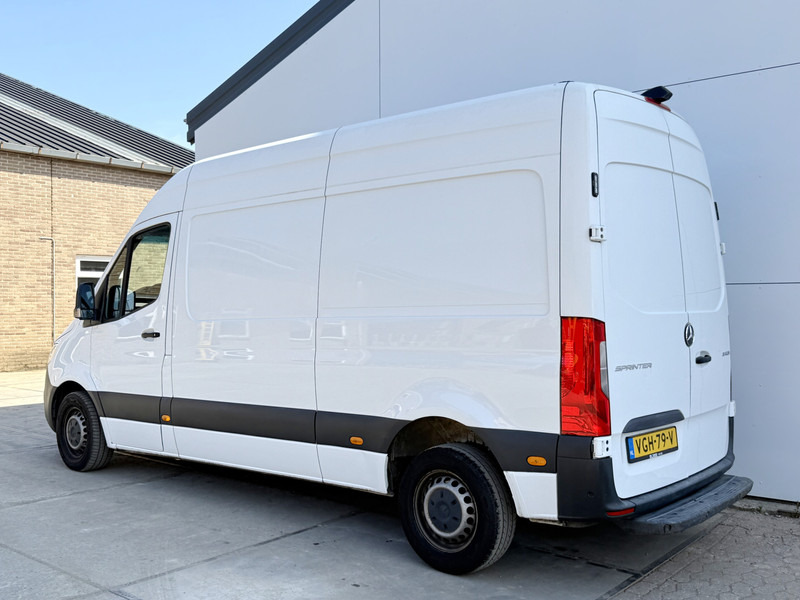 Mercedes-Benz Sprinter 314 2.2 CDI Automaat L2H2 Climate Control Cruise Control Standkachel Navigatie Camera - Xe van chở hàng: hình 2 Mercedes-Benz Sprinter 314 2.2 CDI Automaat L2H2 Climate Control Cruise Control Standkachel Navigatie Camera - Xe van chở hàng: hình 2