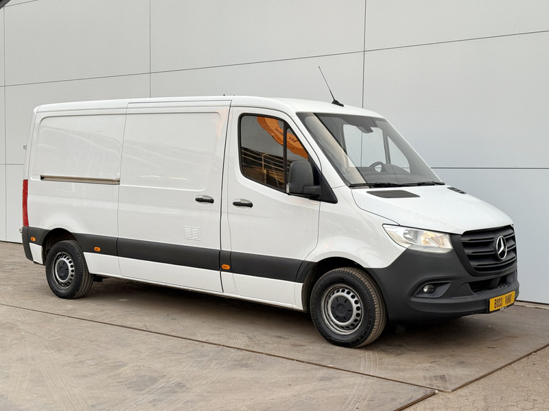 Mercedes-Benz Sprinter 315 1.9 CDI L2H1 Climate Control Cruise Control Carplay - Xe van chở hàng: hình 4 Mercedes-Benz Sprinter 315 1.9 CDI L2H1 Climate Control Cruise Control Carplay - Xe van chở hàng: hình 4