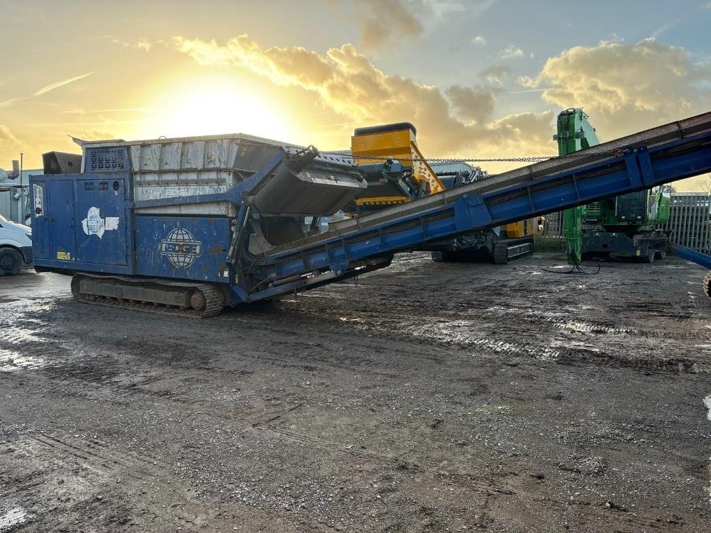 Edge SLAYER XL - Máy nghiền rác: hình 2 Edge SLAYER XL - Máy nghiền rác: hình 2