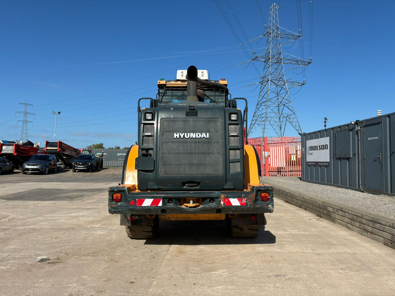 Hyundai HL955AXT - Máy xúc lật bánh lốp: hình 4 Hyundai HL955AXT - Máy xúc lật bánh lốp: hình 4