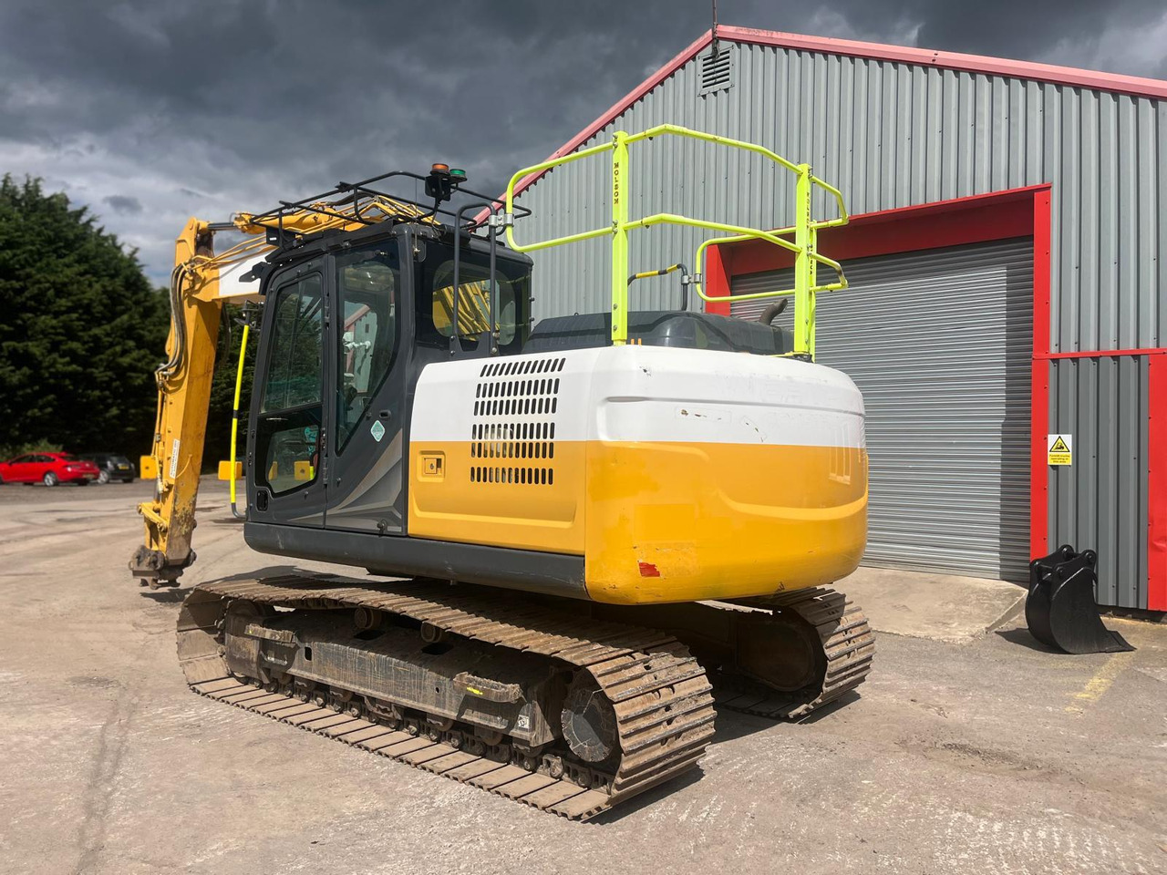 Kobelco SK130LC-11 - Máy xúc bánh xích: hình 3 Kobelco SK130LC-11 - Máy xúc bánh xích: hình 3