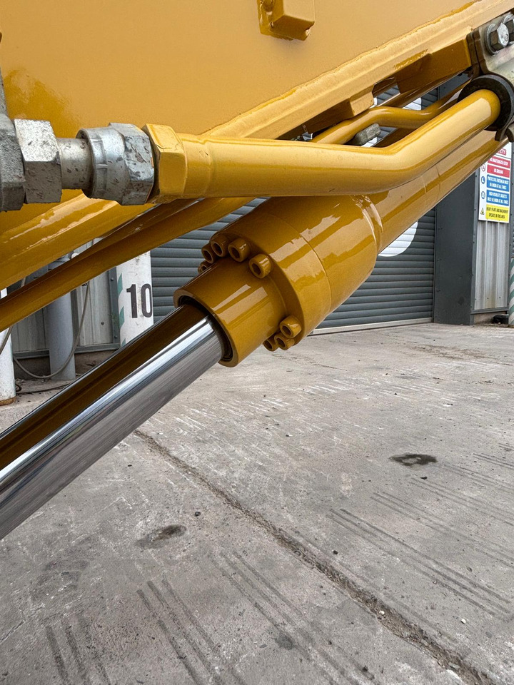 Cho thuê  Kobelco SK130LC-11 Kobelco SK130LC-11: hình 13