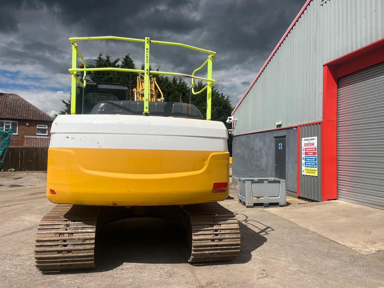 Kobelco SK130LC-11 - Máy xúc bánh xích: hình 4 Kobelco SK130LC-11 - Máy xúc bánh xích: hình 4