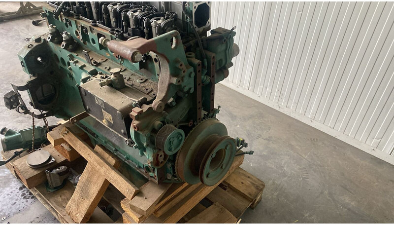 Volvo D6H FOR PARTS - Động cơ: hình 3 Volvo D6H FOR PARTS - Động cơ: hình 3