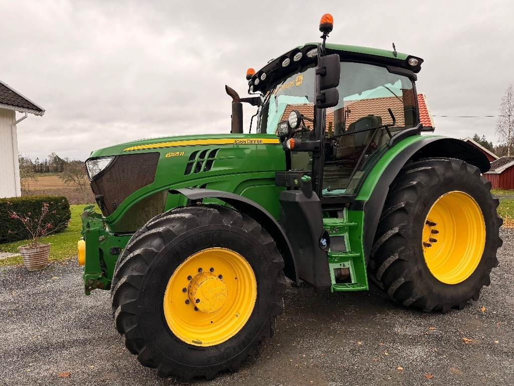 John Deere 6155 R - Máy cày: hình 2 John Deere 6155 R - Máy cày: hình 2