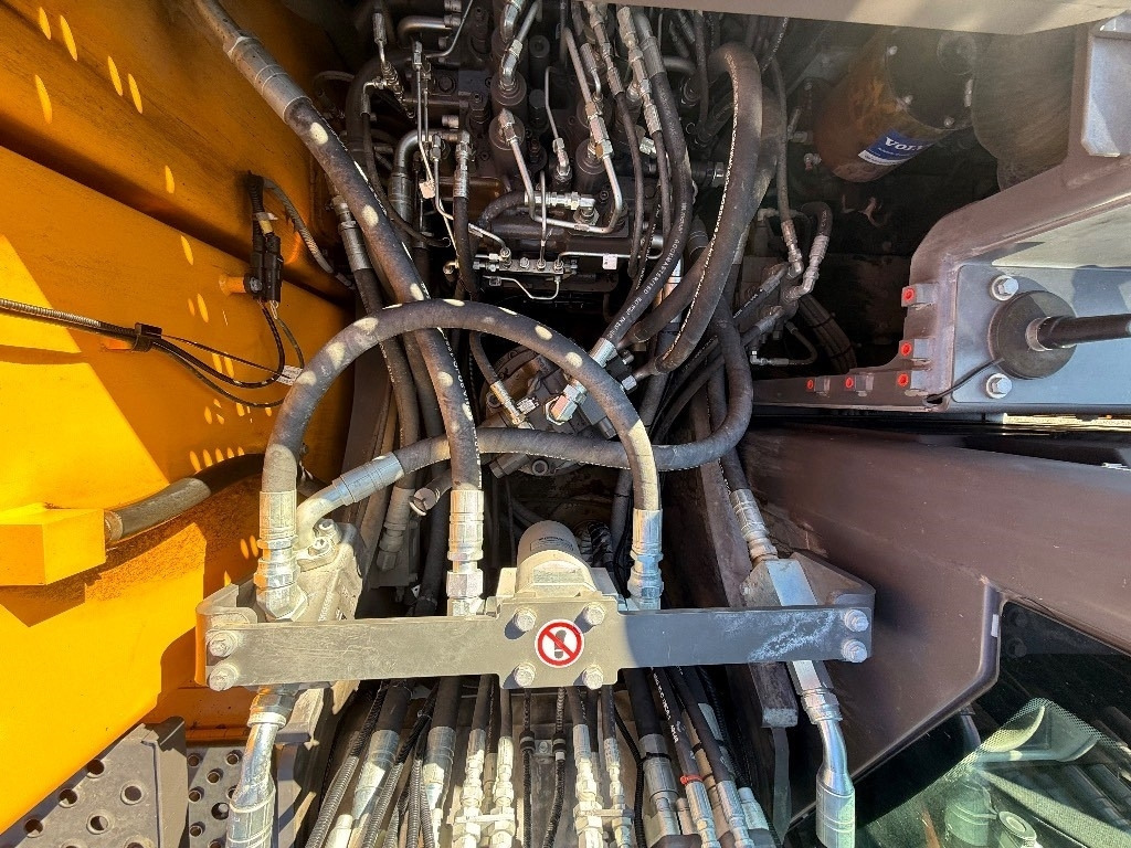 Cho thuê Volvo EC220EL  Volvo EC220EL: hình 30