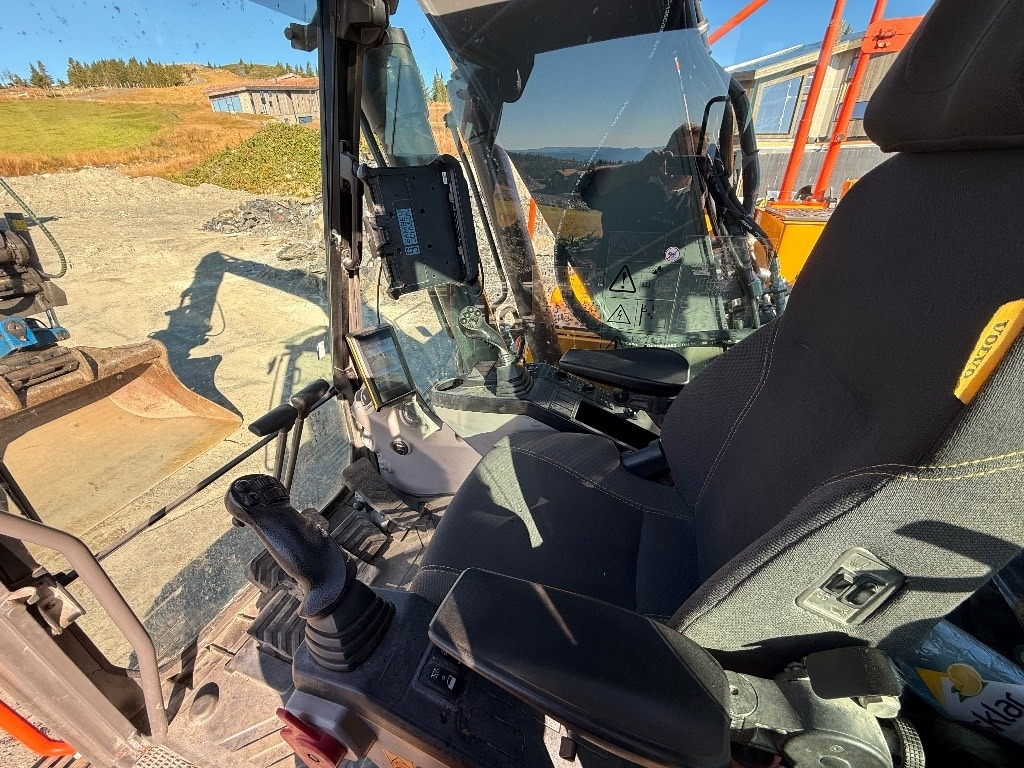 Cho thuê Volvo EC220EL  Volvo EC220EL: hình 42