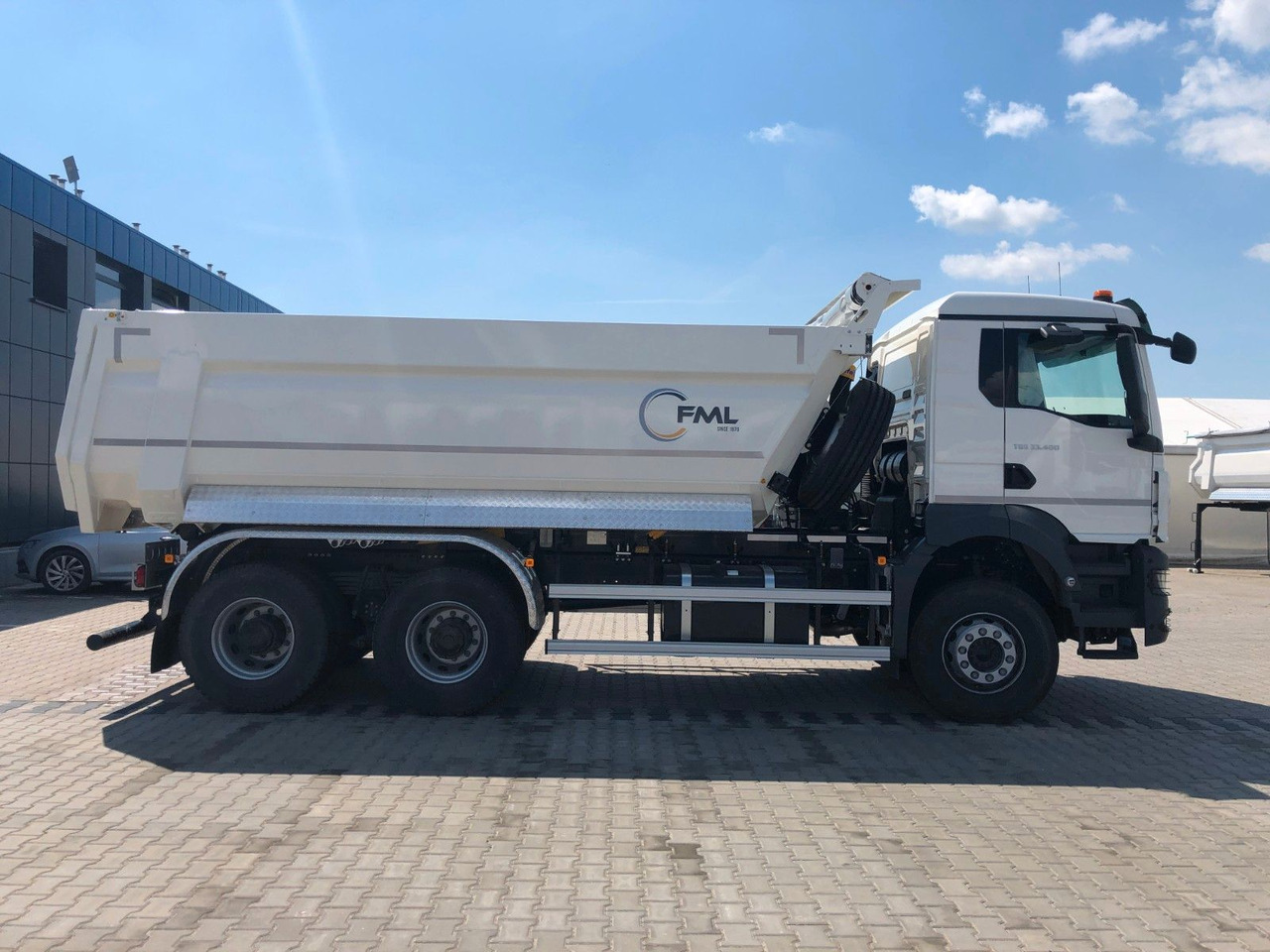 MAN TGS 33.400 6X4 EURO2 FML KIPPER 17,5M3 - Xe ben: hình 3 MAN TGS 33.400 6X4 EURO2 FML KIPPER 17,5M3 - Xe ben: hình 3