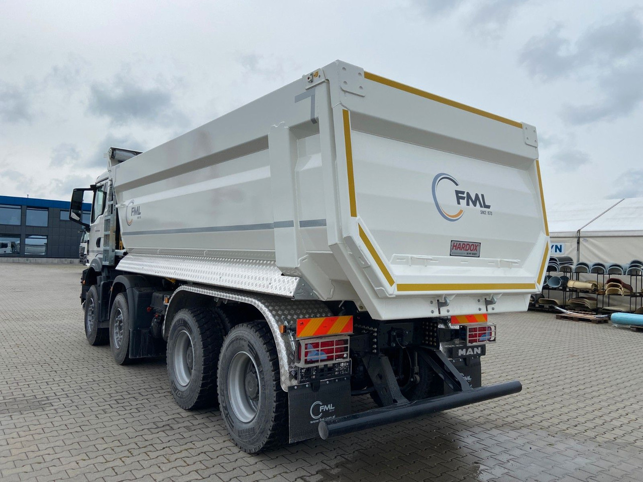 MAN TGS 41.400 8x4 EURO2 FML KIPPER 21M3 - Xe ben: hình 5 MAN TGS 41.400 8x4 EURO2 FML KIPPER 21M3 - Xe ben: hình 5