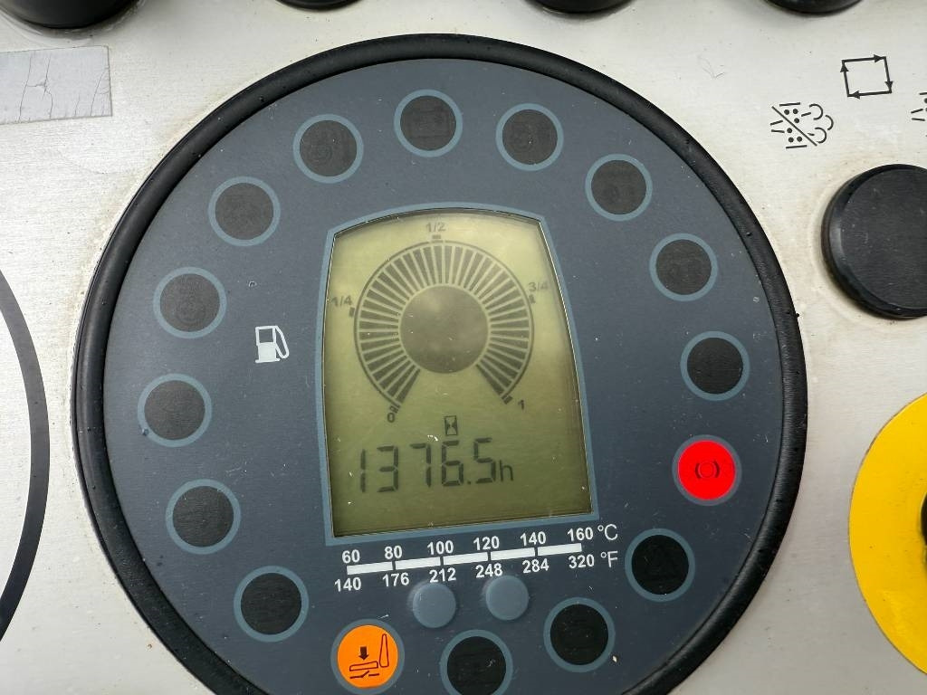 Máy lăn đường Bomag BW138AD-5: hình 10