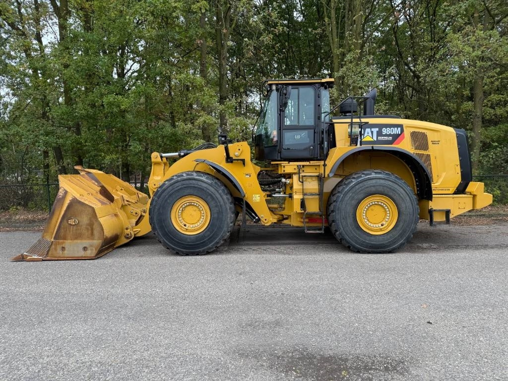CAT 980 M - Máy xúc lật bánh lốp: hình 2 CAT 980 M - Máy xúc lật bánh lốp: hình 2