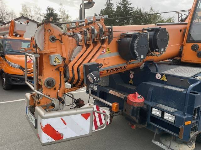 Terex Demag AC 40-1 - Cần cẩu mọi địa hình: hình 4 Terex Demag AC 40-1 - Cần cẩu mọi địa hình: hình 4