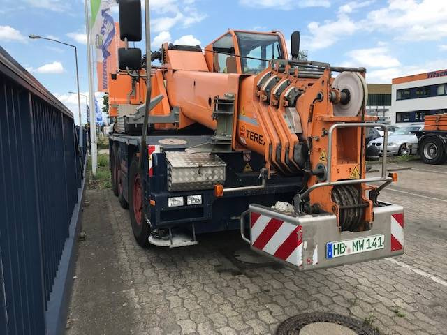 Terex Demag AC 40-1 - Cần cẩu mọi địa hình: hình 3 Terex Demag AC 40-1 - Cần cẩu mọi địa hình: hình 3
