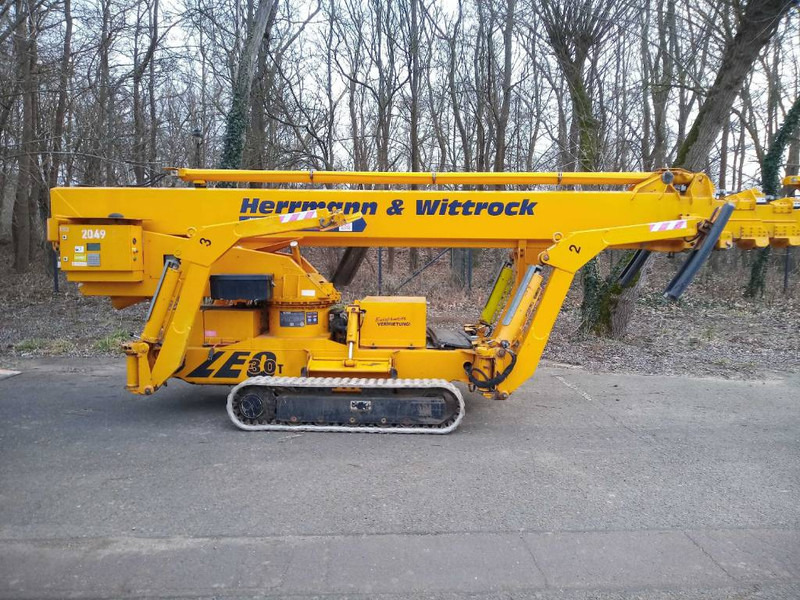 Teupen Leo 30 T - Xe nâng người nhiều khớp nối: hình 4 Teupen Leo 30 T - Xe nâng người nhiều khớp nối: hình 4