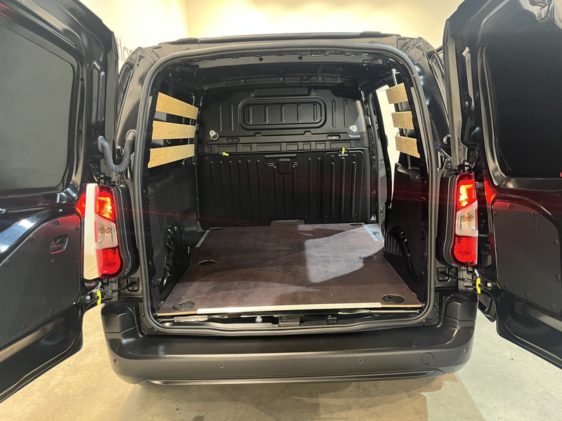 Fiat Doblò 1.5D 130pk L1 Automaat / Euro 6 / Airco / Cruise Control / CarPlay / Camera / 3-Zits / 13.300 KM !! - Xe van nhỏ gọn: hình 5 Fiat Doblò 1.5D 130pk L1 Automaat / Euro 6 / Airco / Cruise Control / CarPlay / Camera / 3-Zits / 13.300 KM !! - Xe van nhỏ gọn: hình 5