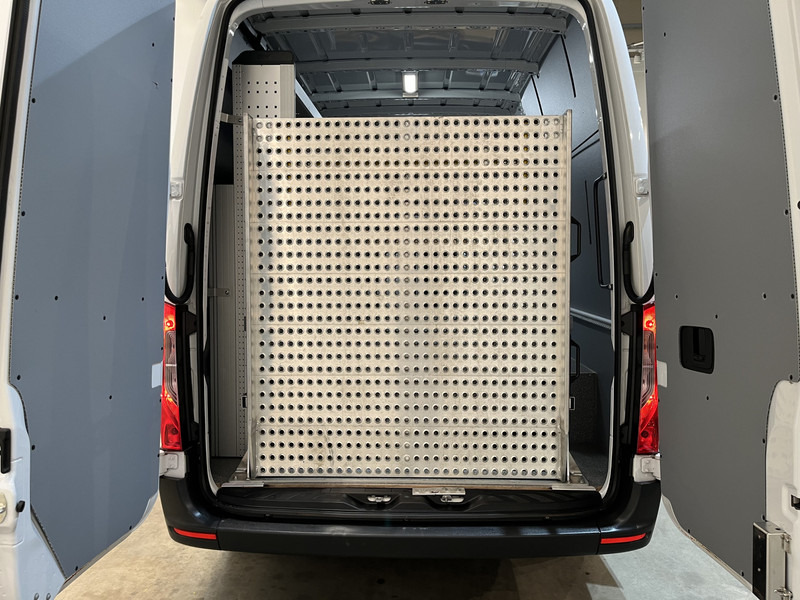 Xe van chở hàng Mercedes-Benz Sprinter 311 CDI L2H2 RWD / Euro 6 / Servicebus / Bott inrichting / 220V / Airco / Oprijplaat / Compressor / CarPlay / Camera: hình 15