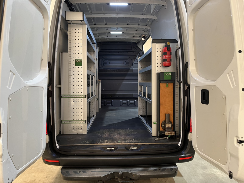 Mercedes-Benz Sprinter 317 CDI L2H2 RWD / Euro 6 / Servicebus / Bott inrichting / 220V / MBUX / Airco / Cruise / CarPlay / Camera / Trekhaak / BPM VRIJ !! - Xe van chở hàng: hình 4 Mercedes-Benz Sprinter 317 CDI L2H2 RWD / Euro 6 / Servicebus / Bott inrichting / 220V / MBUX / Airco / Cruise / CarPlay / Camera / Trekhaak / BPM VRIJ !! - Xe van chở hàng: hình 4