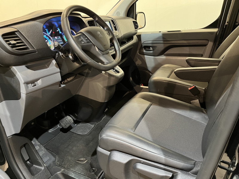 Interior photo 2: Xe van nhỏ gọn, Xe van điện Peugeot e-Expert L2 Premium 75 kWh Servicebus / Van den Born Inrichting / 100% Elektrisch / Airco / Camera / Cruise Control / Navigatie / CarPlay / 12.400 KM !!
