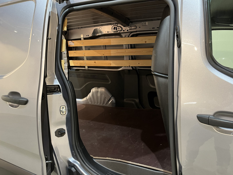 Xe van nhỏ gọn Toyota PROACE CITY 1.5 D-4D Live Long 130 PK / Euro 6 / Airco / Cruise Control / PDC / CarPlay / Navigatie / Trekhaak /: hình 19