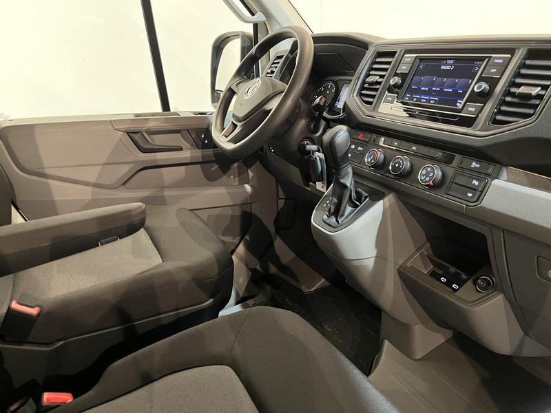 Volkswagen Crafter 30 2.0 TDI L3H2 140 PK Automaat / Euro 6 / Airco / Cruise Control / Camera / CarPlay / 3-Zits / 18.500 KM !! - Xe van nhỏ gọn: hình 3 Volkswagen Crafter 30 2.0 TDI L3H2 140 PK Automaat / Euro 6 / Airco / Cruise Control / Camera / CarPlay / 3-Zits / 18.500 KM !! - Xe van nhỏ gọn: hình 3