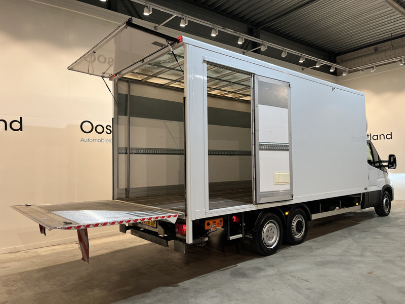 Iveco Daily 35S18 3.0 BE Clixtar Automaat Bakwagen met Laadklep / Laadvermogen 3.060 KG / Euro 6 / Luchtvering / Airco / Camera / CarPlay / Cruise Control / - Xe đầu kéo: hình 2 Iveco Daily 35S18 3.0 BE Clixtar Automaat Bakwagen met Laadklep / Laadvermogen 3.060 KG / Euro 6 / Luchtvering / Airco / Camera / CarPlay / Cruise Control / - Xe đầu kéo: hình 2