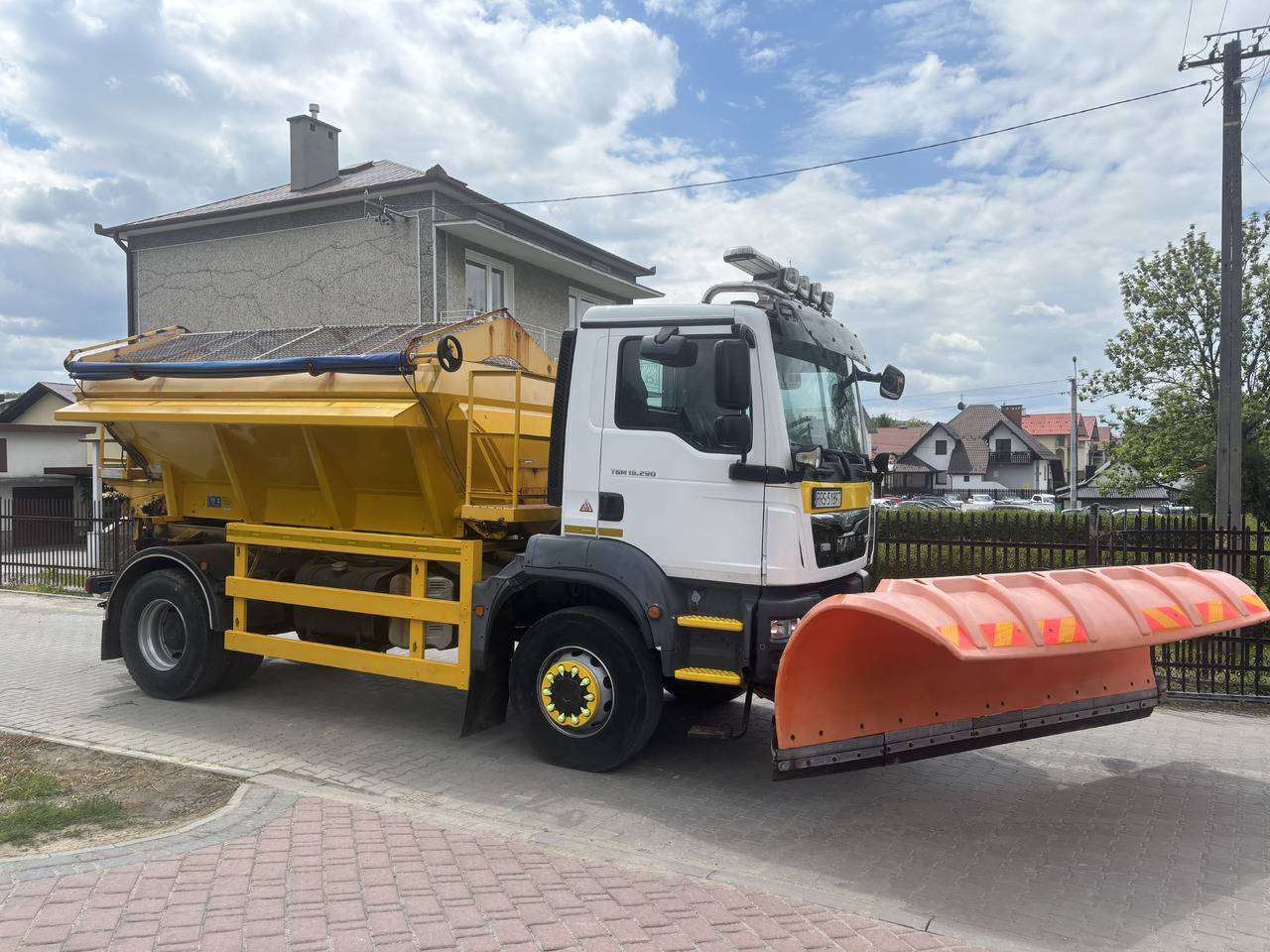 MAN TGM 18.290 4X4BB GRITTER/SPREADER PLOUGH ECON - Xe dọn tuyết: hình 2 MAN TGM 18.290 4X4BB GRITTER/SPREADER PLOUGH ECON - Xe dọn tuyết: hình 2