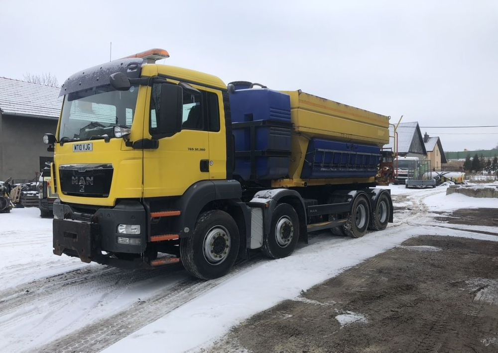 MAN TGS 32.360 8x4 piaskarka solarka schmidt euro5 pług - Tiện ích/ Xe đặc dụng, Xe tải: hình 3 MAN TGS 32.360 8x4 piaskarka solarka schmidt euro5 pług - Tiện ích/ Xe đặc dụng, Xe tải: hình 3