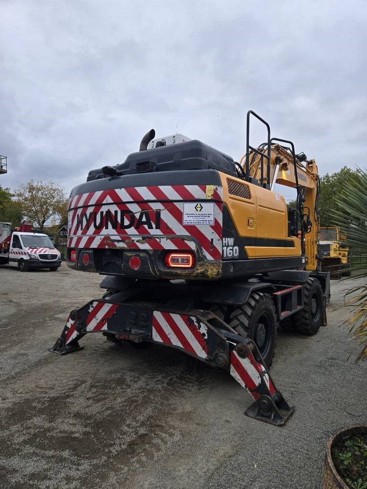 Hyundai HW 160 - Máy xúc bánh lốp: hình 4 Hyundai HW 160 - Máy xúc bánh lốp: hình 4